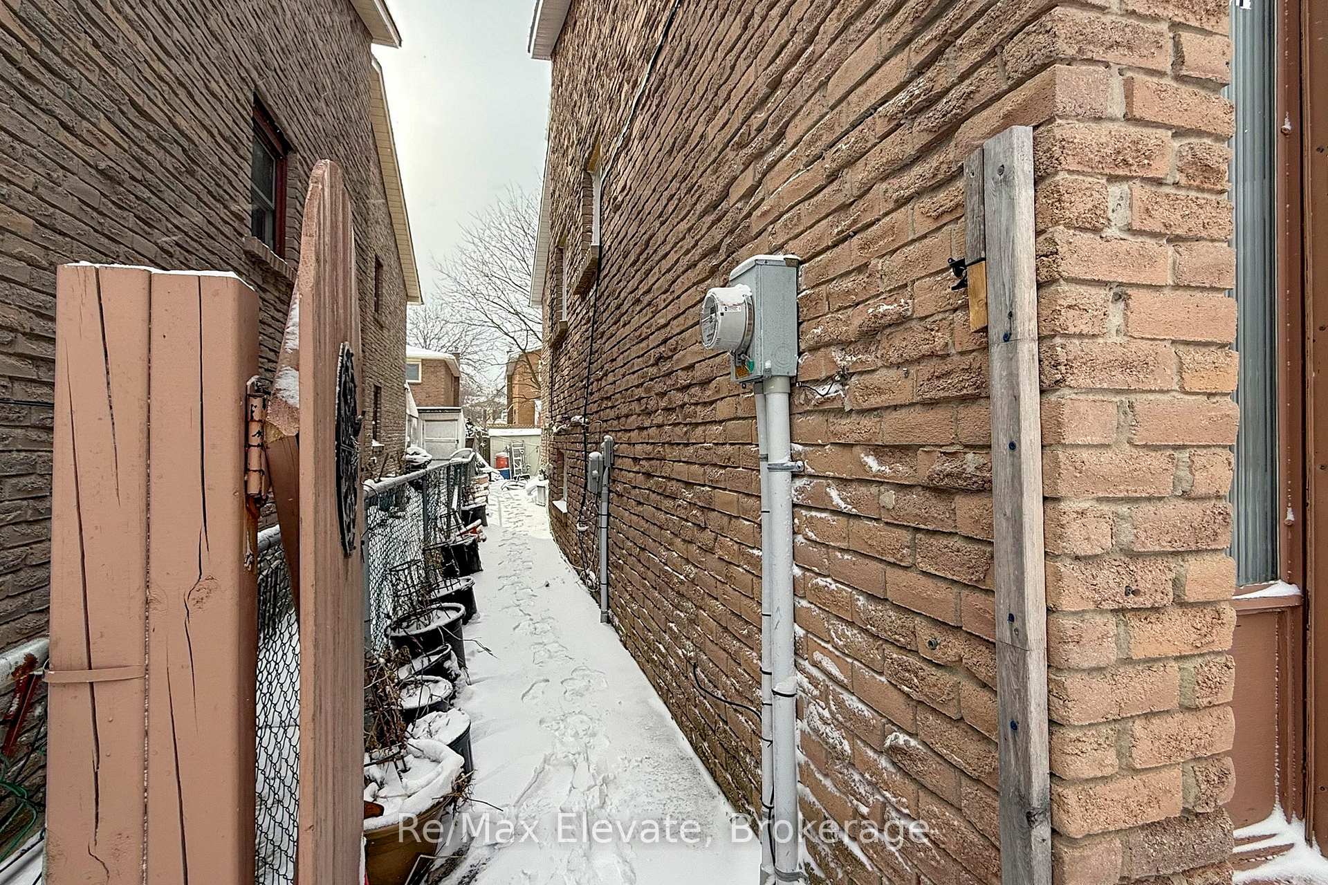 Photo 45 of 107 Braymore Boulevard, Scarborough, Rouge — HOMEH