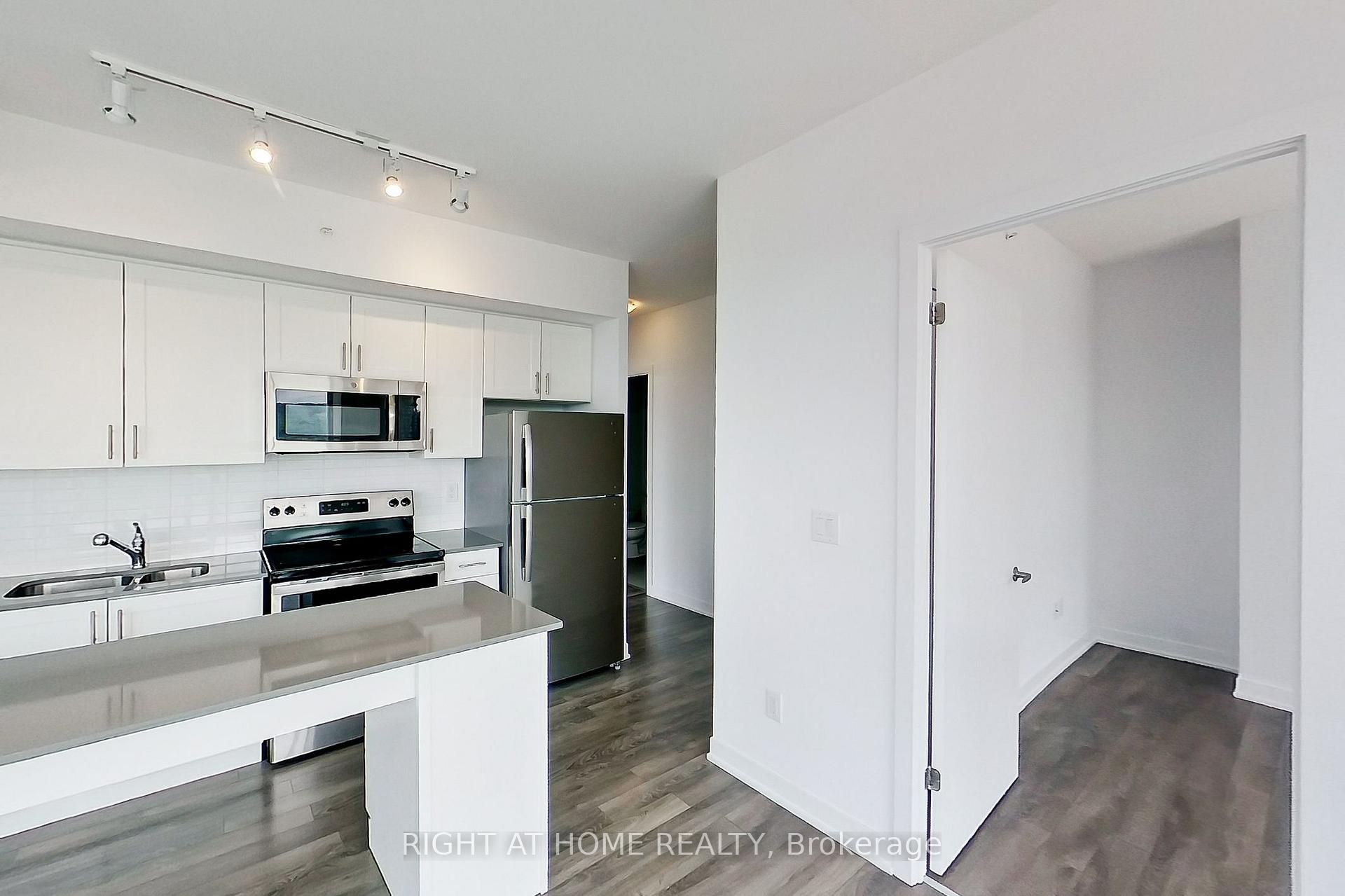 Photo 12 of Unit 1101, 550 North Service Road, Grimsby, Grimsby Beach — HOMEH