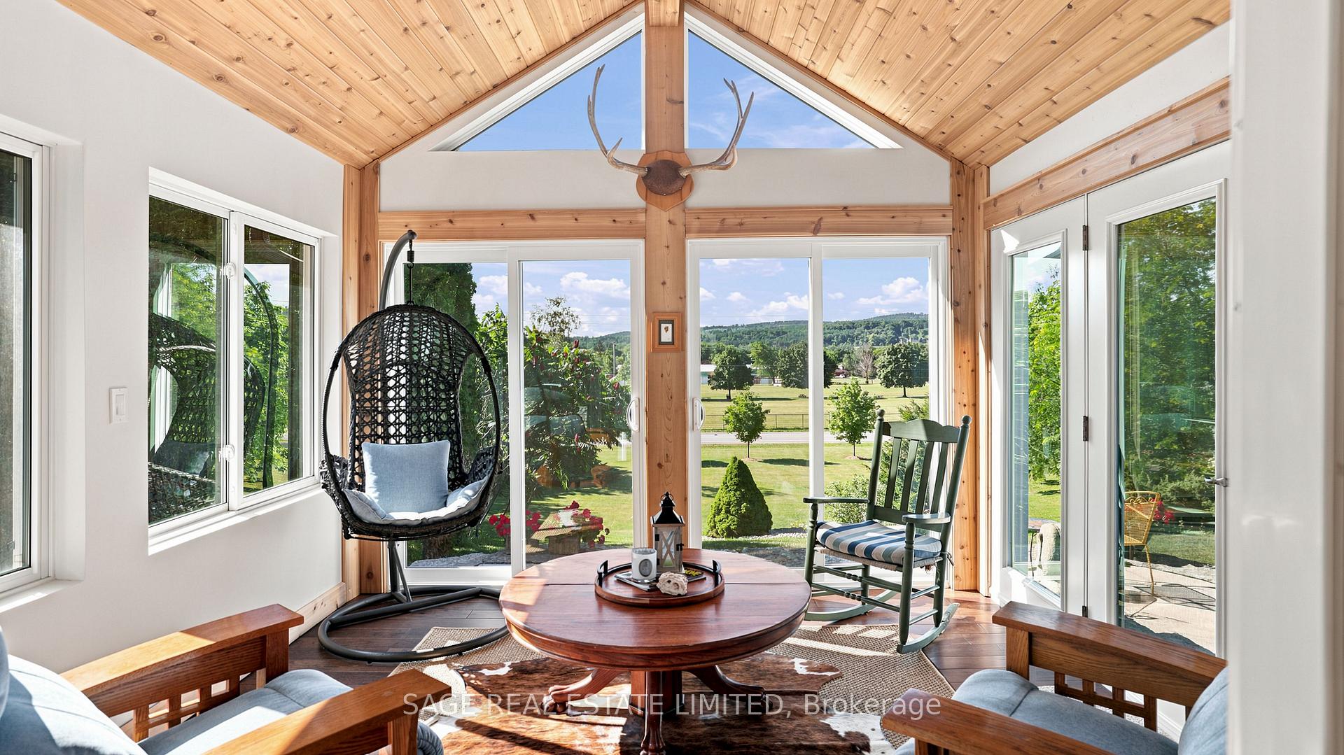 Photo 15 of 7632 County 9 Road, Clearview, Creemore — HOMEH