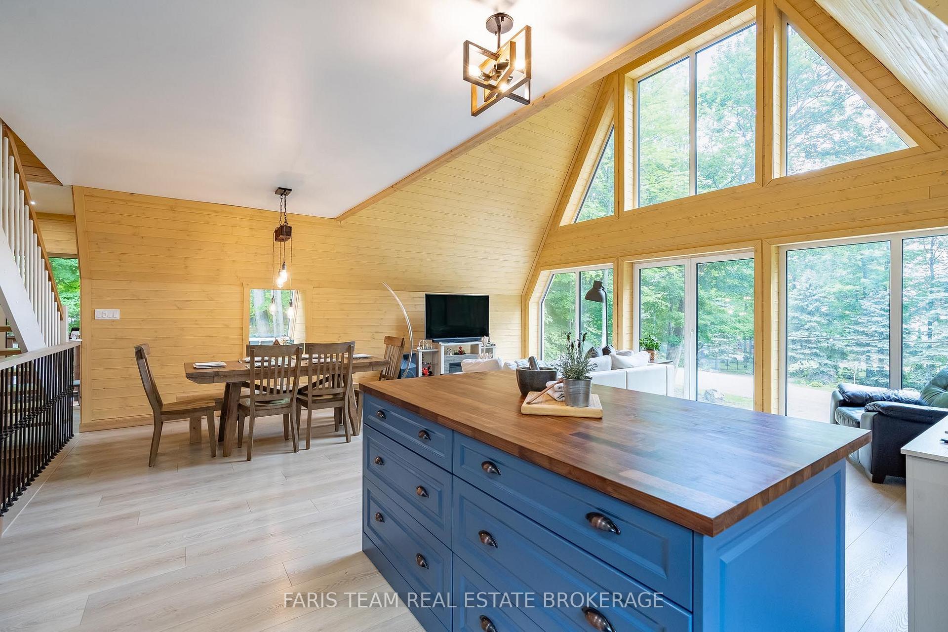 Photo 8 of 1490 Champlain Road, Tiny, Rural Tiny — HOMEH
