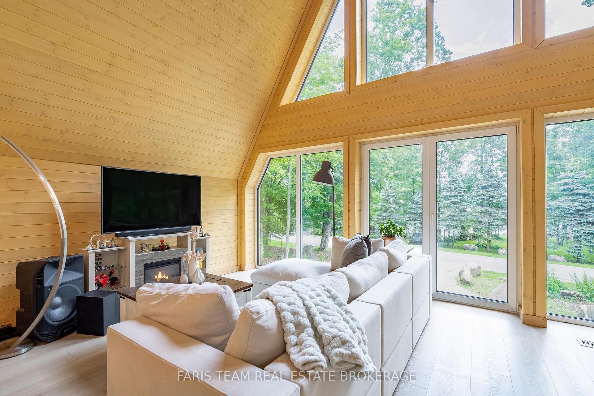 Photo 11 of 1490 Champlain Road, Tiny, Rural Tiny — HOMEH