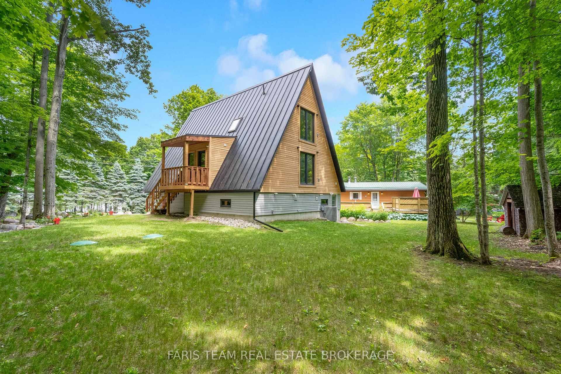 Photo 28 of 1490 Champlain Road, Tiny, Rural Tiny — HOMEH