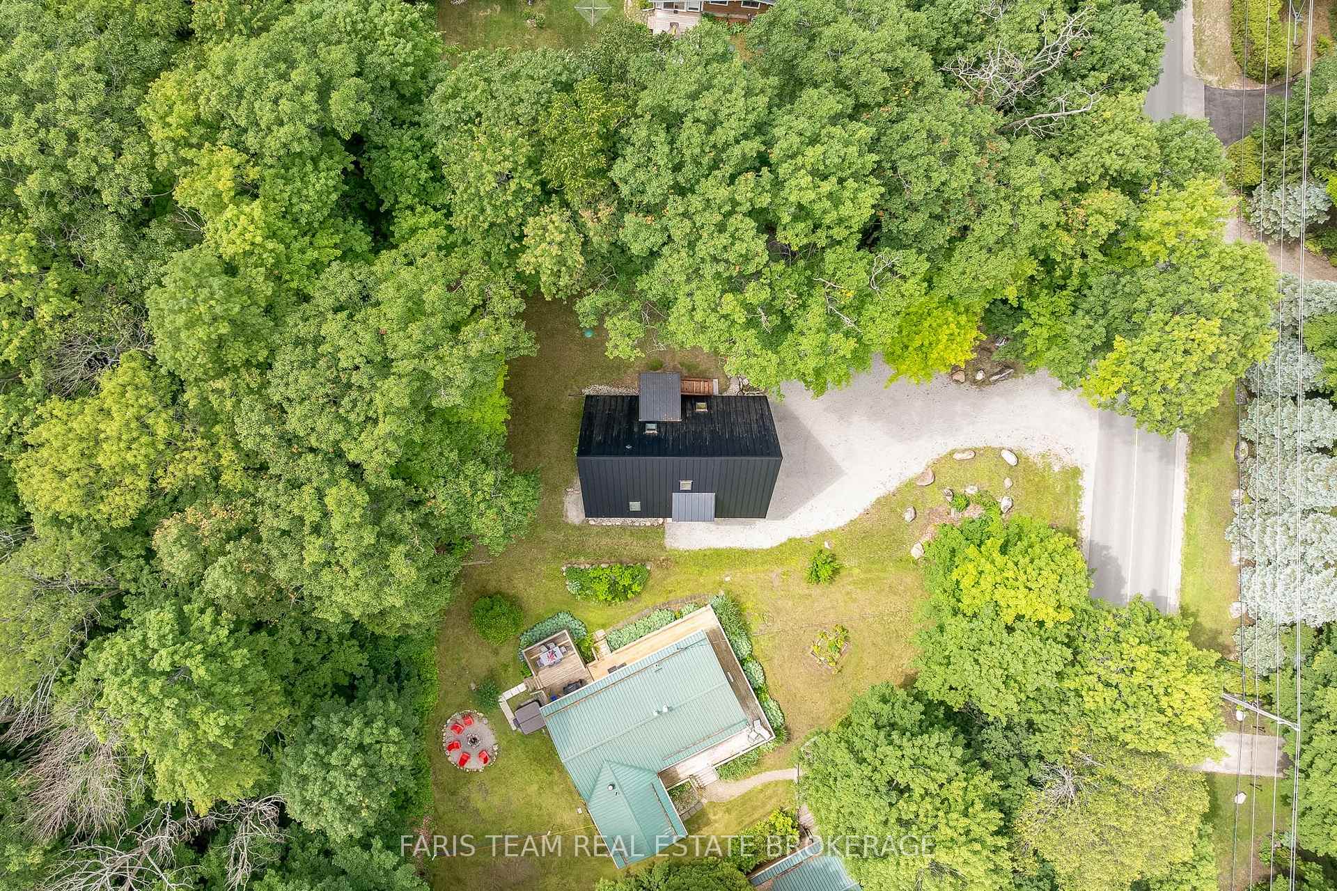 Photo 32 of 1490 Champlain Road, Tiny, Rural Tiny — HOMEH