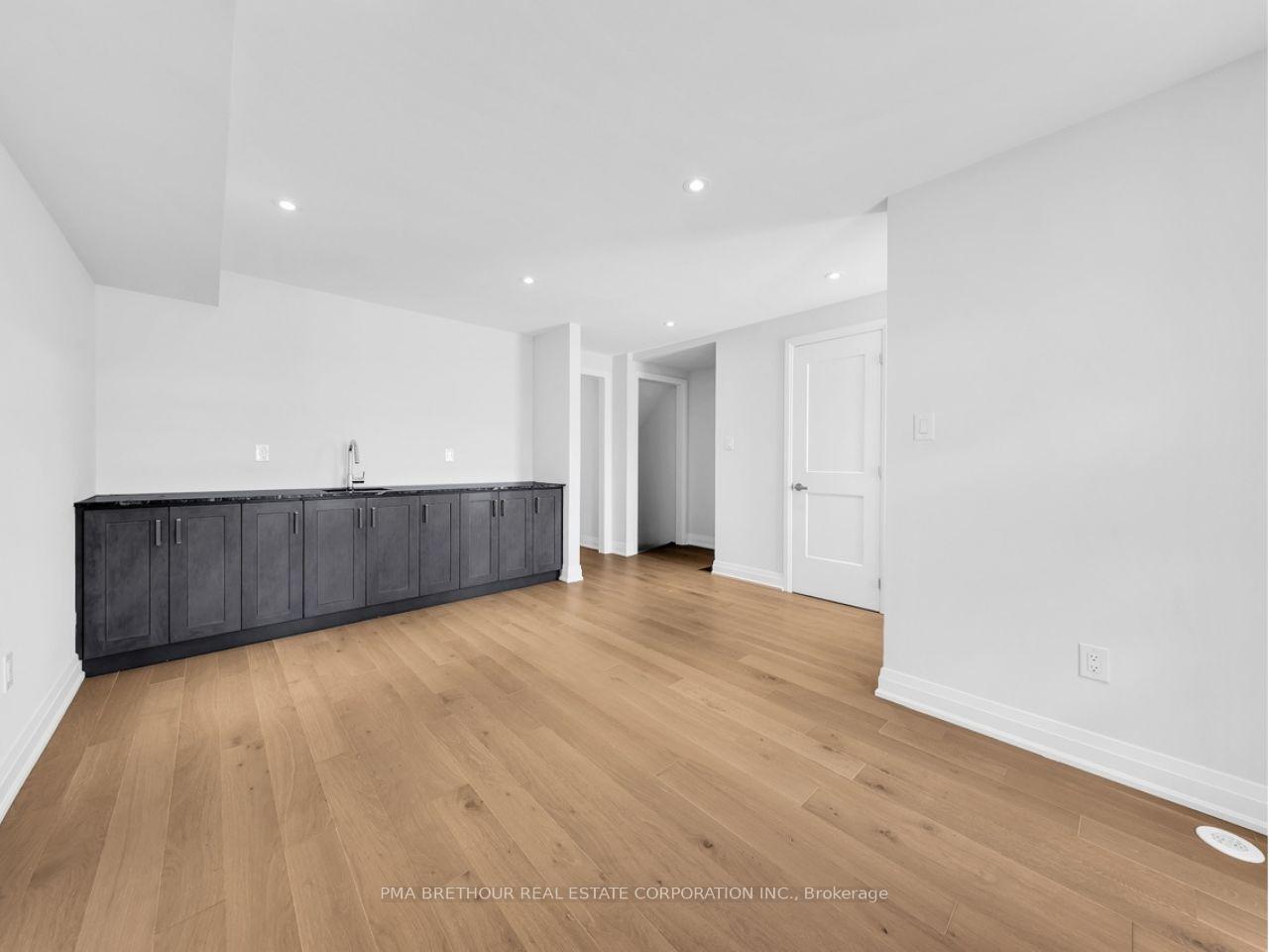 Photo 5 of 19 Lounts Lane, Markham, Cornell — HOMEH