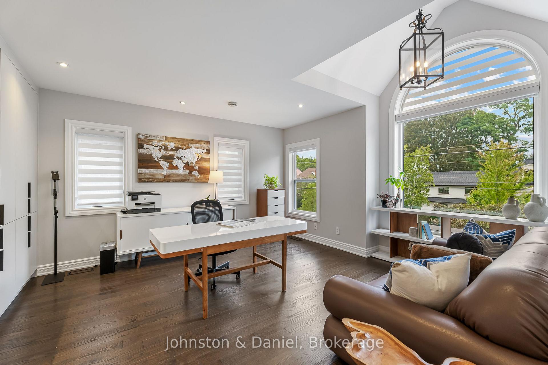 Photo 40 of 42 Douglas Crescent, Toronto, Leaside — HOMEH