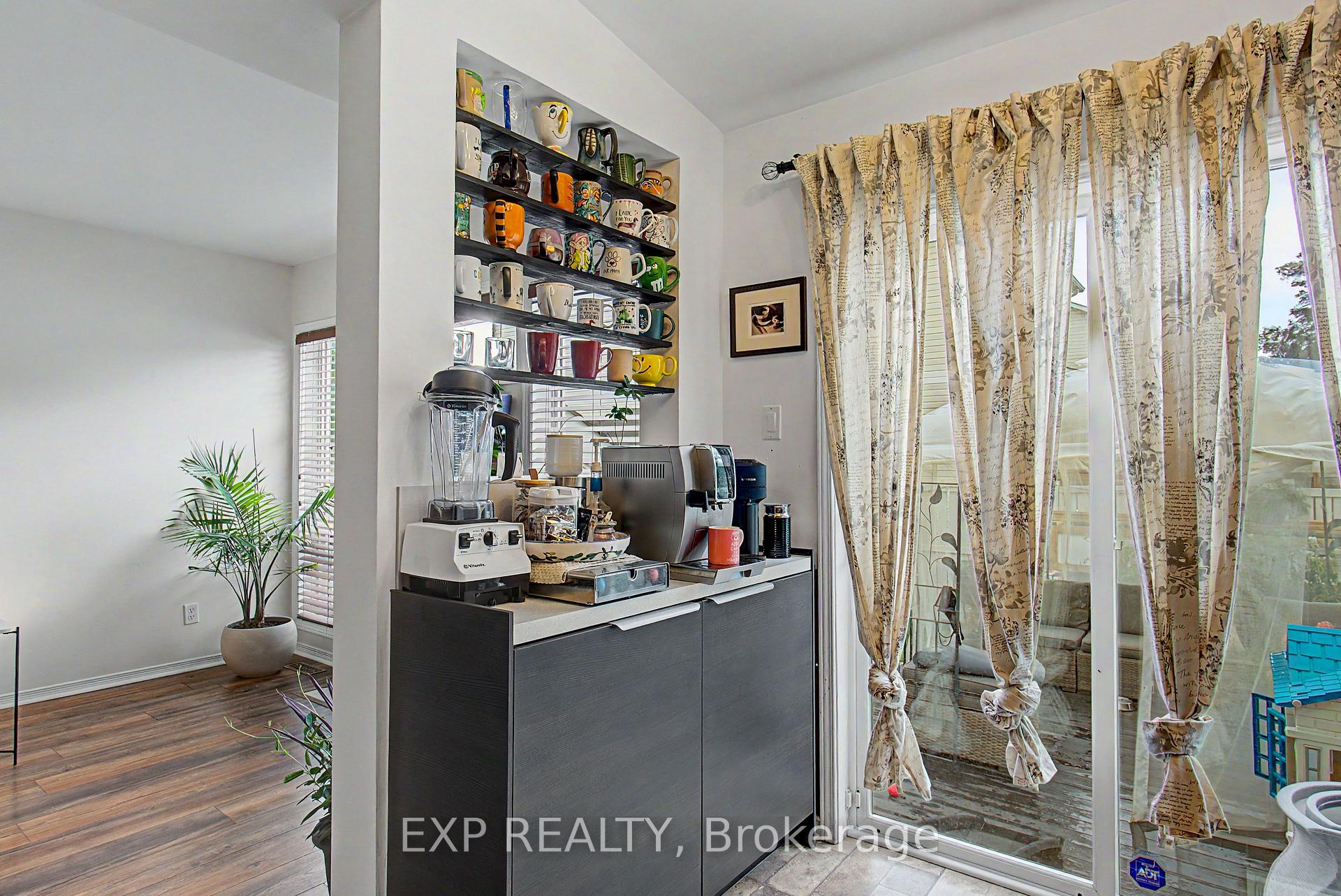 Photo 15 of 1681 Trenholm Lane, Ottawa, Fallingbrook/Pineridge — HOMEH