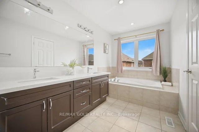 Photo 27 of 64 Biddens Square, Brampton, Brampton East — HOMEH