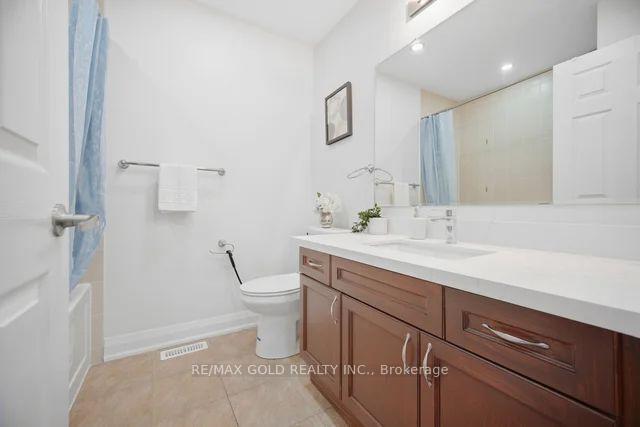 Photo 39 of 64 Biddens Square, Brampton, Brampton East — HOMEH