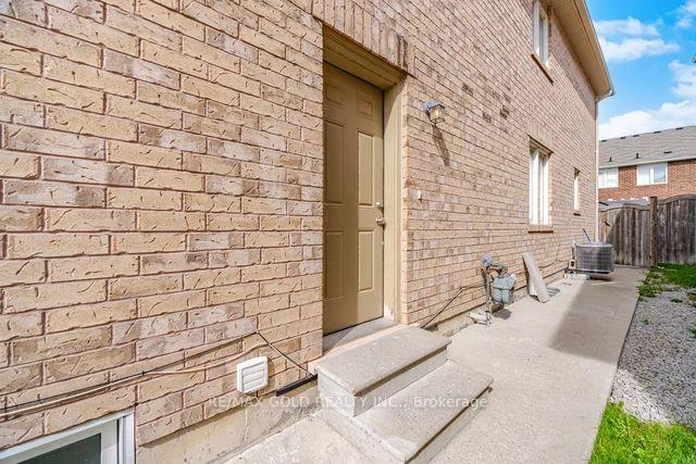 Photo 40 of 64 Biddens Square, Brampton, Brampton East — HOMEH