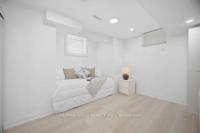 Photo 45 of 64 Biddens Square, Brampton, Brampton East — HOMEH