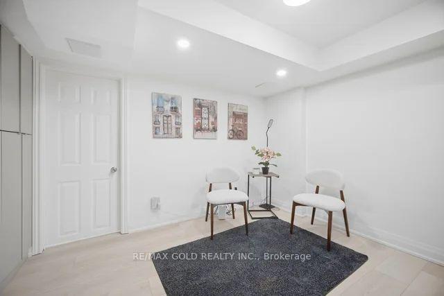 Photo 46 of 64 Biddens Square, Brampton, Brampton East — HOMEH