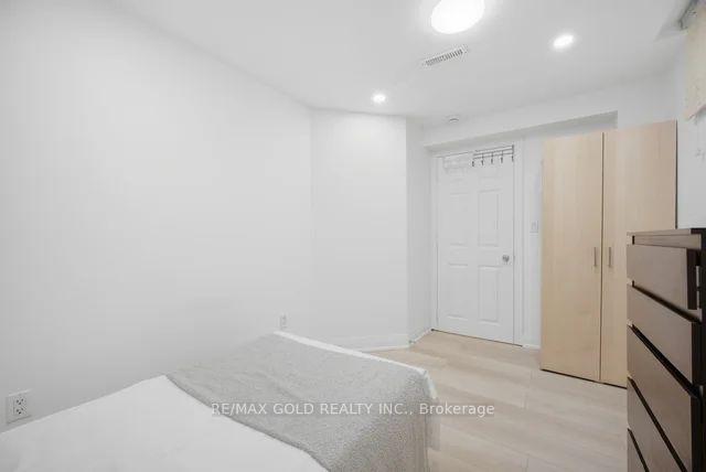 Photo 48 of 64 Biddens Square, Brampton, Brampton East — HOMEH