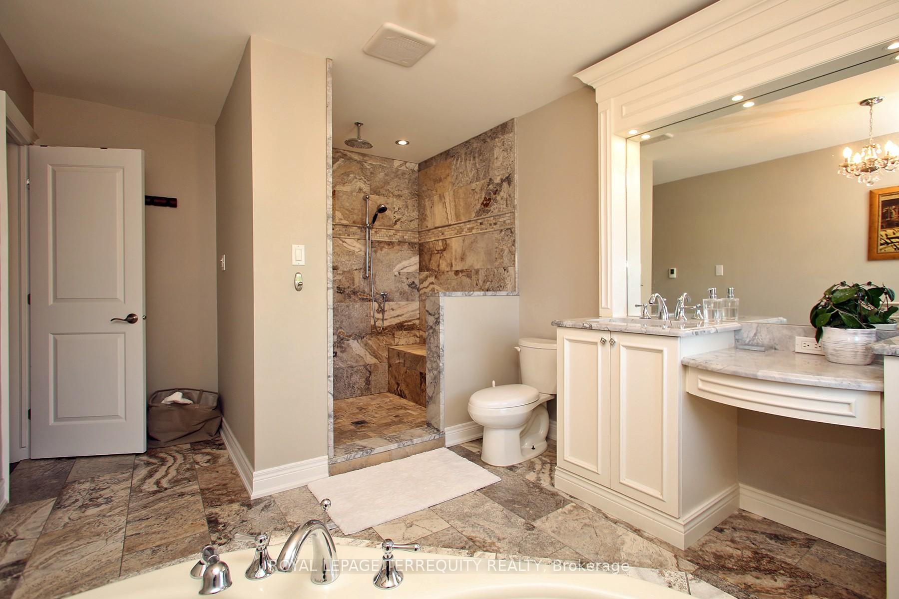 Photo 26 of 3 Riviera Ridge, Hamilton, Stoney Creek — HOMEH