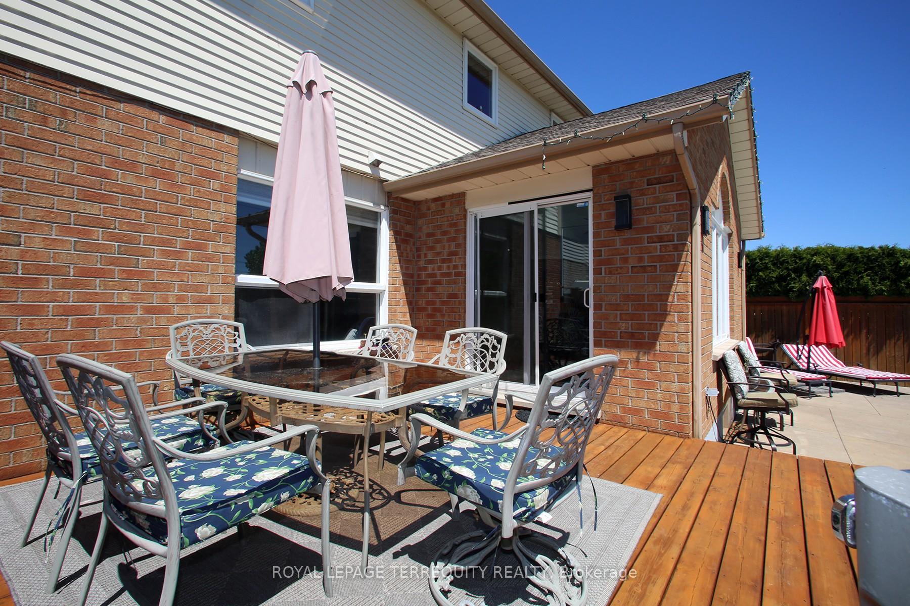 Photo 38 of 3 Riviera Ridge, Hamilton, Stoney Creek — HOMEH