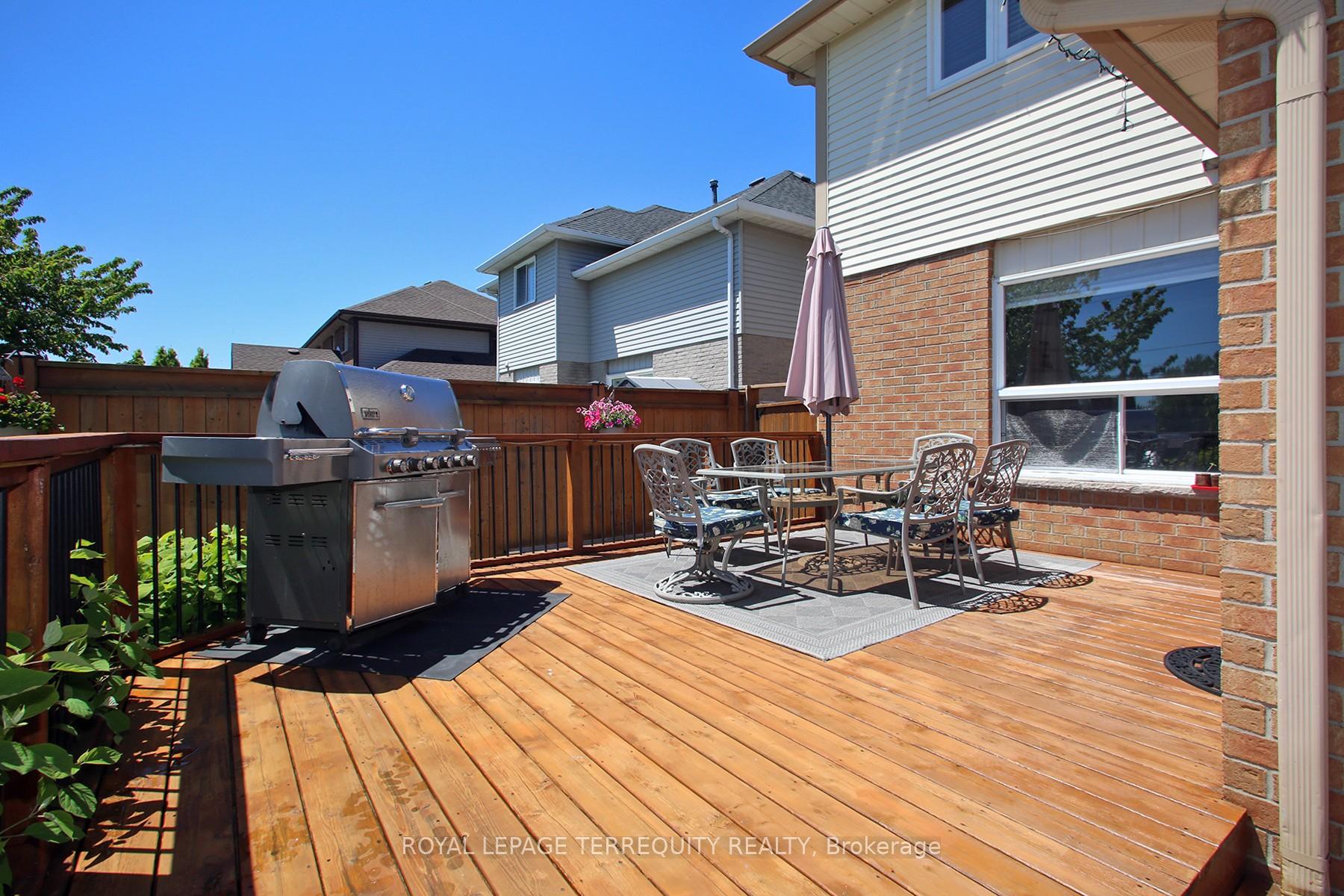 Photo 39 of 3 Riviera Ridge, Hamilton, Stoney Creek — HOMEH
