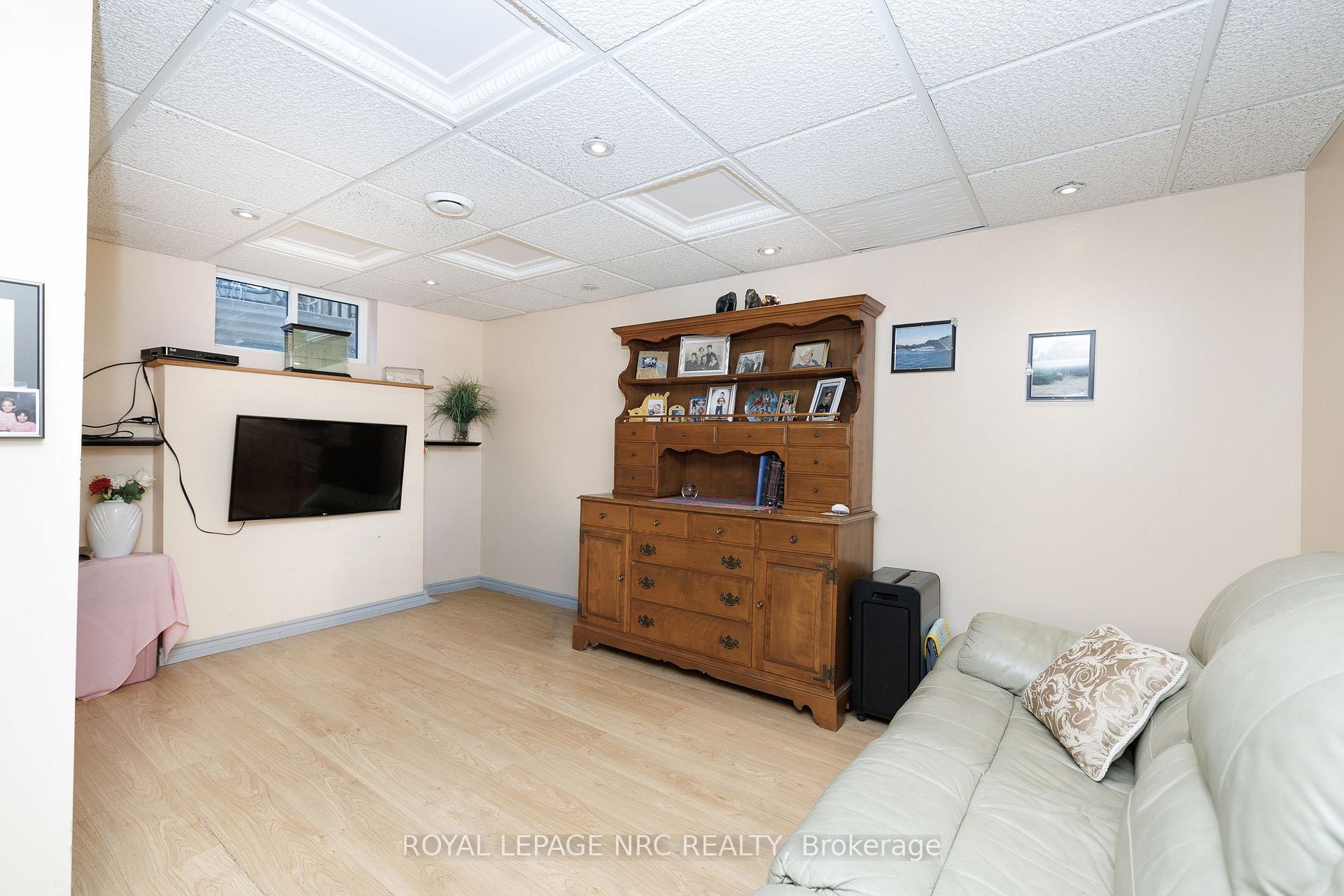 Photo 27 of Unit 15, 6910 Kalar Road, Niagara Falls, West Wood — HOMEH