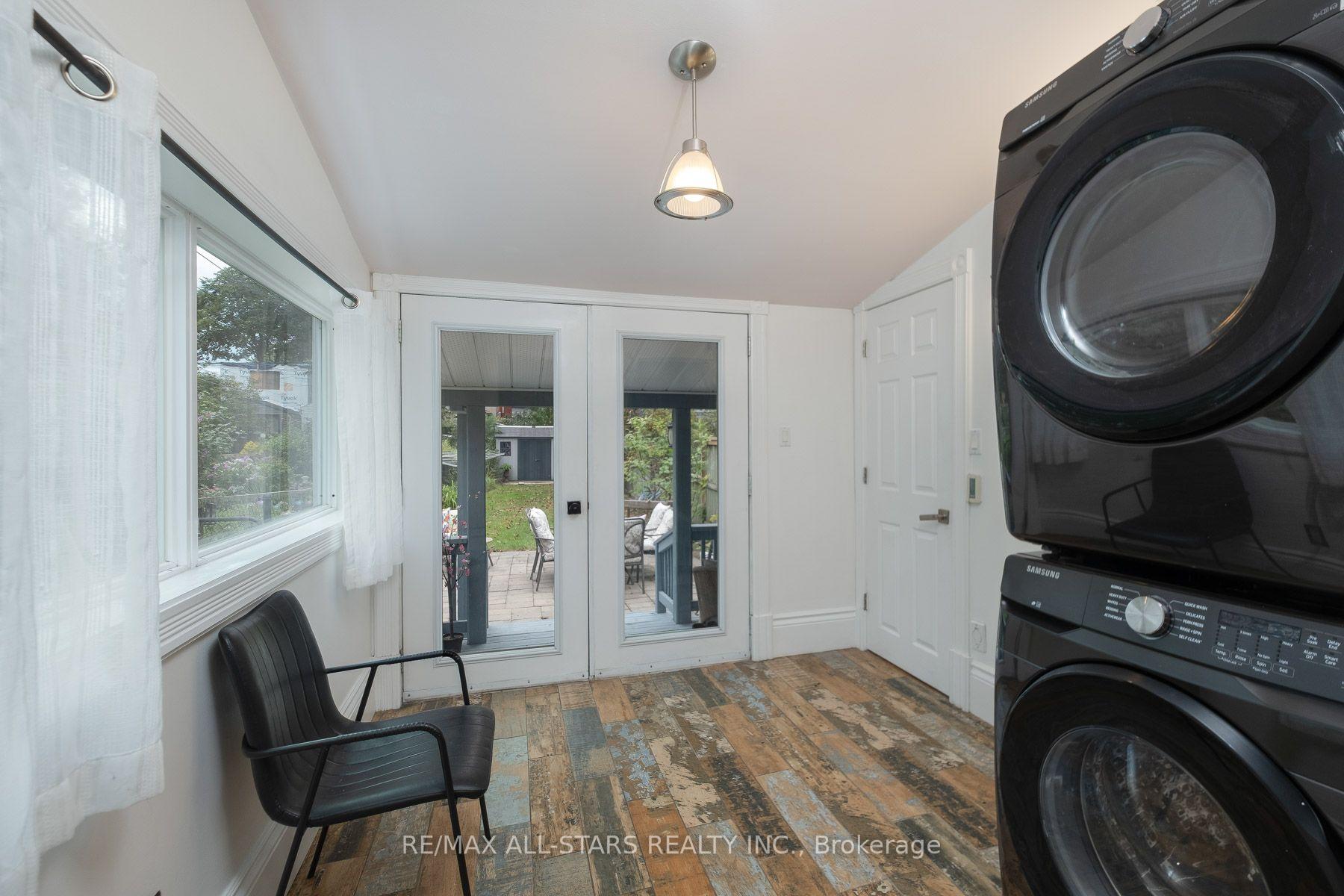 Photo 12 of 68 Osborne Avenue, Toronto, East End-Danforth — HOMEH