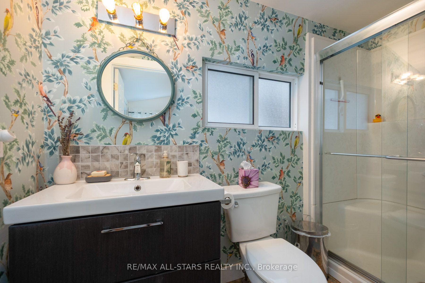 Photo 13 of 68 Osborne Avenue, Toronto, East End-Danforth — HOMEH
