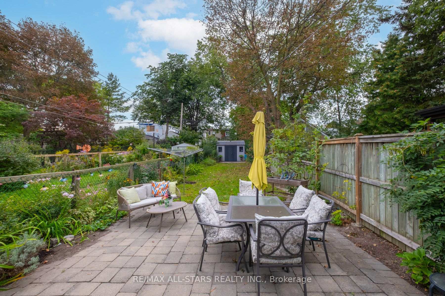 Photo 21 of 68 Osborne Avenue, Toronto, East End-Danforth — HOMEH