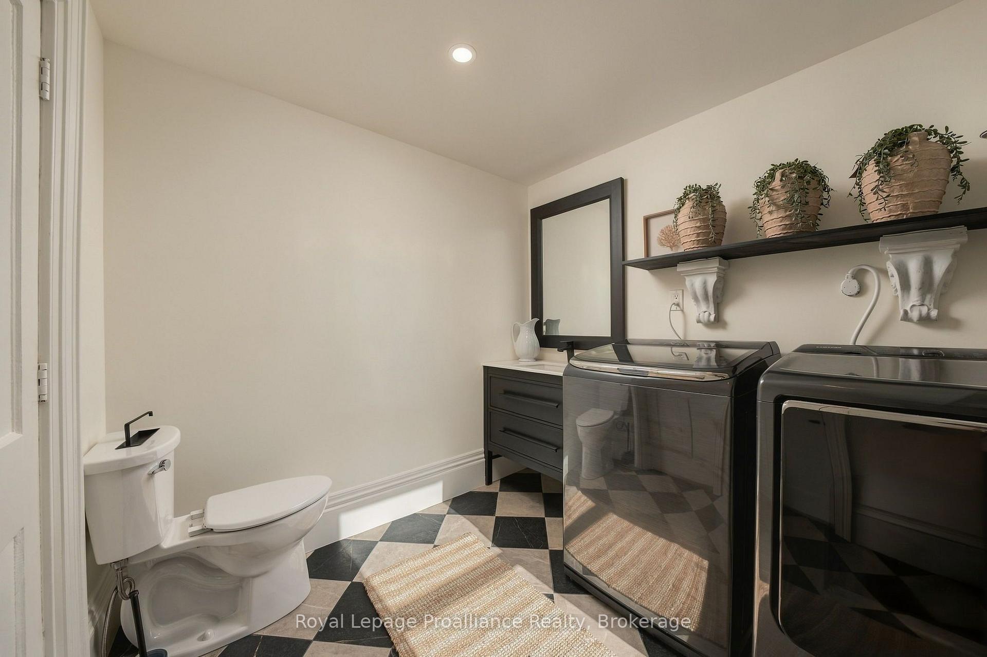 Photo 7 of 348 Massasauga Road, Prince Edward County, Ameliasburg Ward — HOMEH
