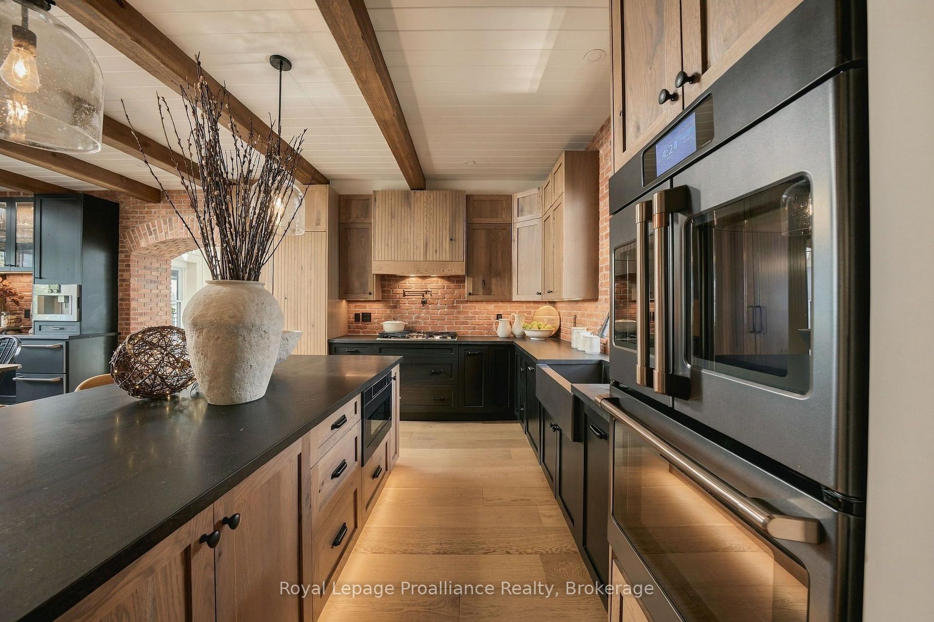 Photo 10 of 348 Massasauga Road, Prince Edward County, Ameliasburg Ward — HOMEH