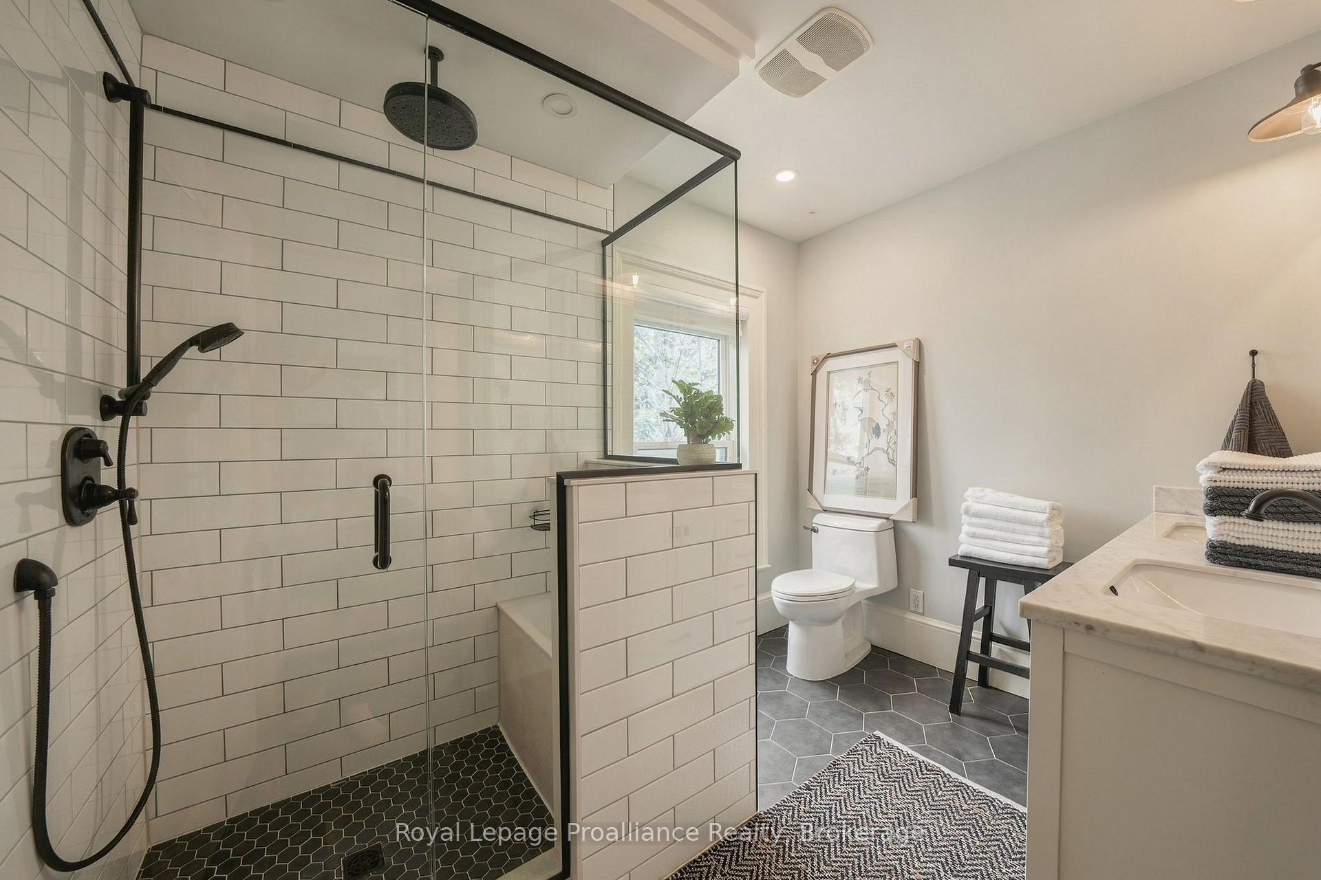 Photo 17 of 348 Massasauga Road, Prince Edward County, Ameliasburg Ward — HOMEH