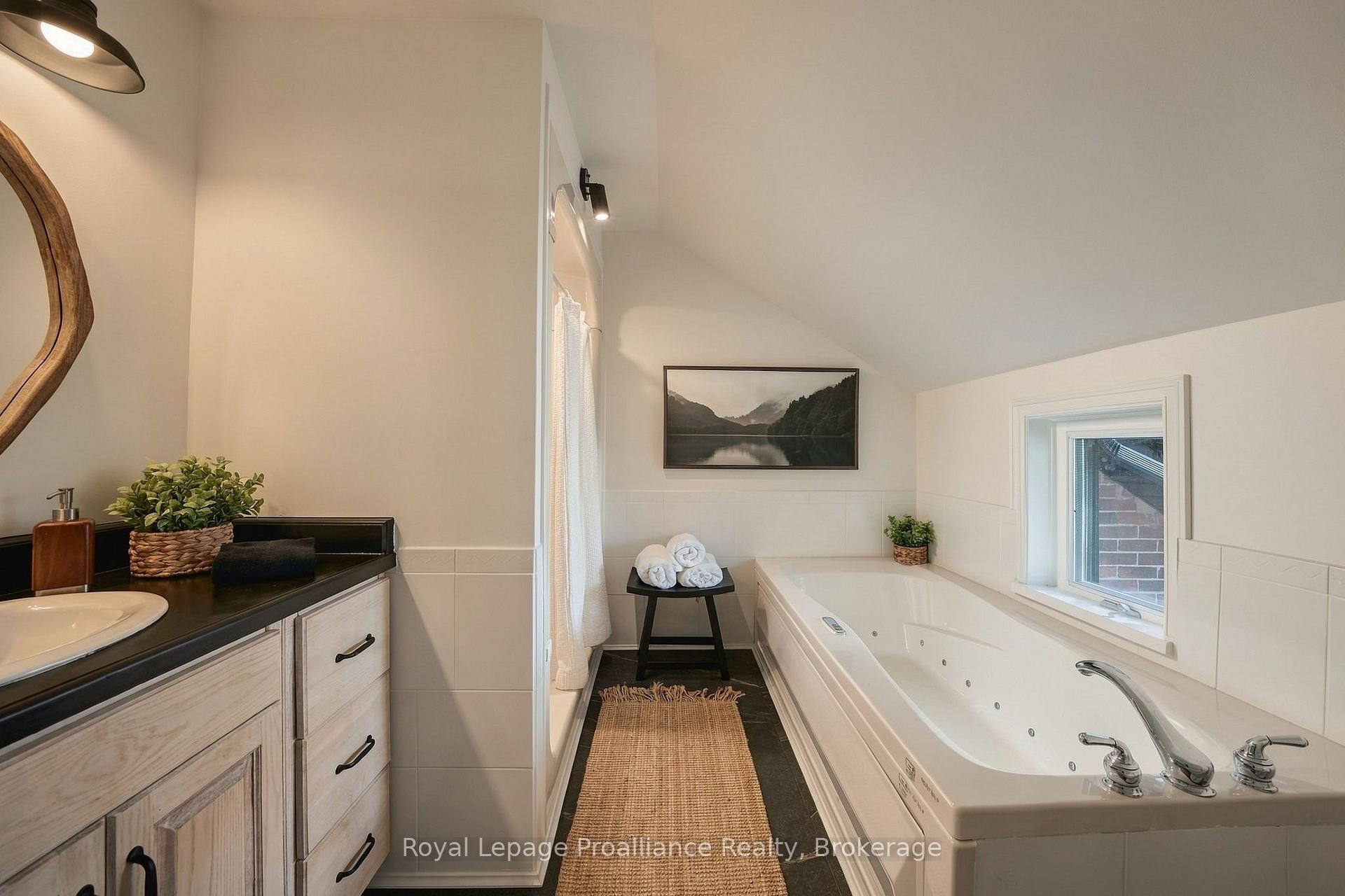 Photo 23 of 348 Massasauga Road, Prince Edward County, Ameliasburg Ward — HOMEH
