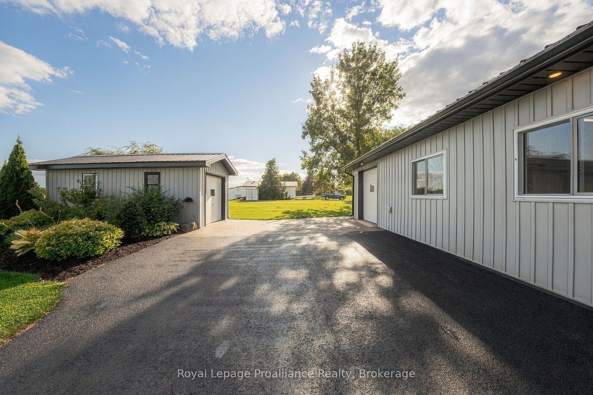 Photo 31 of 348 Massasauga Road, Prince Edward County, Ameliasburg Ward — HOMEH