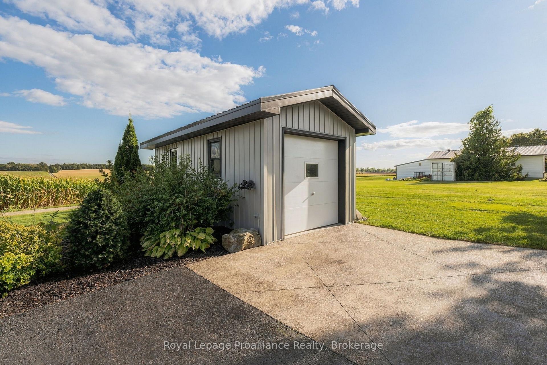 Photo 32 of 348 Massasauga Road, Prince Edward County, Ameliasburg Ward — HOMEH