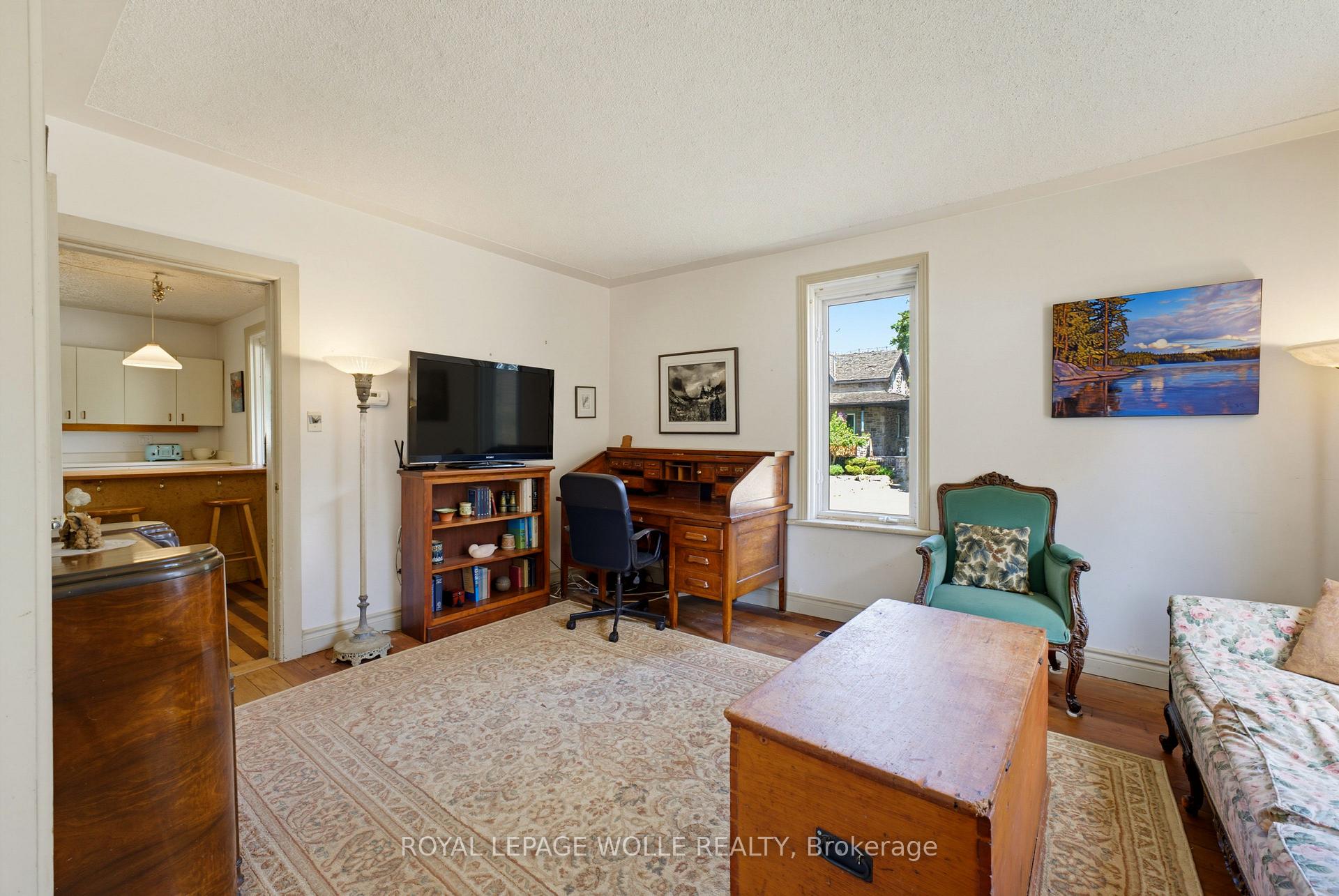 Photo 12 of 1256 Maryhill Road, Woolwich, Breslau — HOMEH