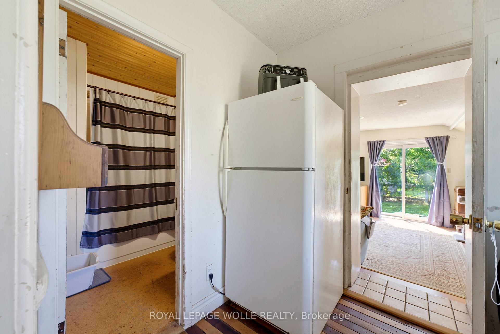 Photo 16 of 1256 Maryhill Road, Woolwich, Breslau — HOMEH