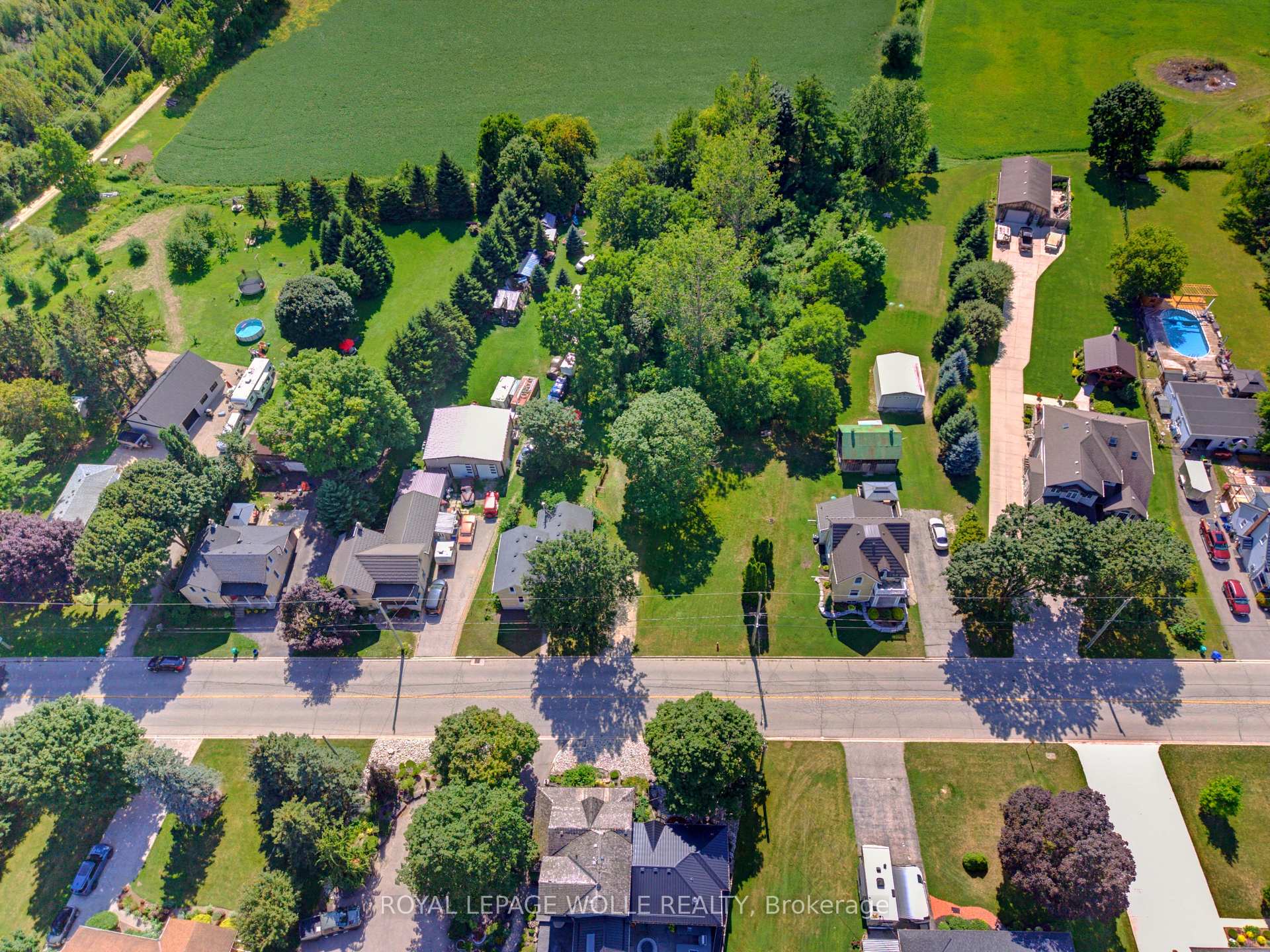 Photo 32 of 1256 Maryhill Road, Woolwich, Breslau — HOMEH