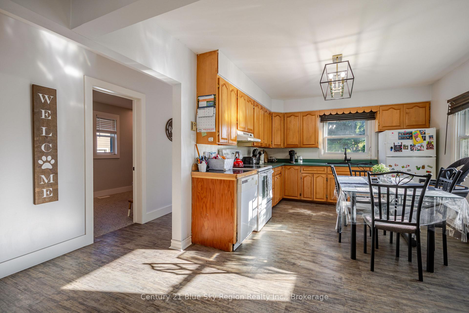 Photo 3 of 334 MacPherson Drive, East Ferris, Corbeil — HOMEH