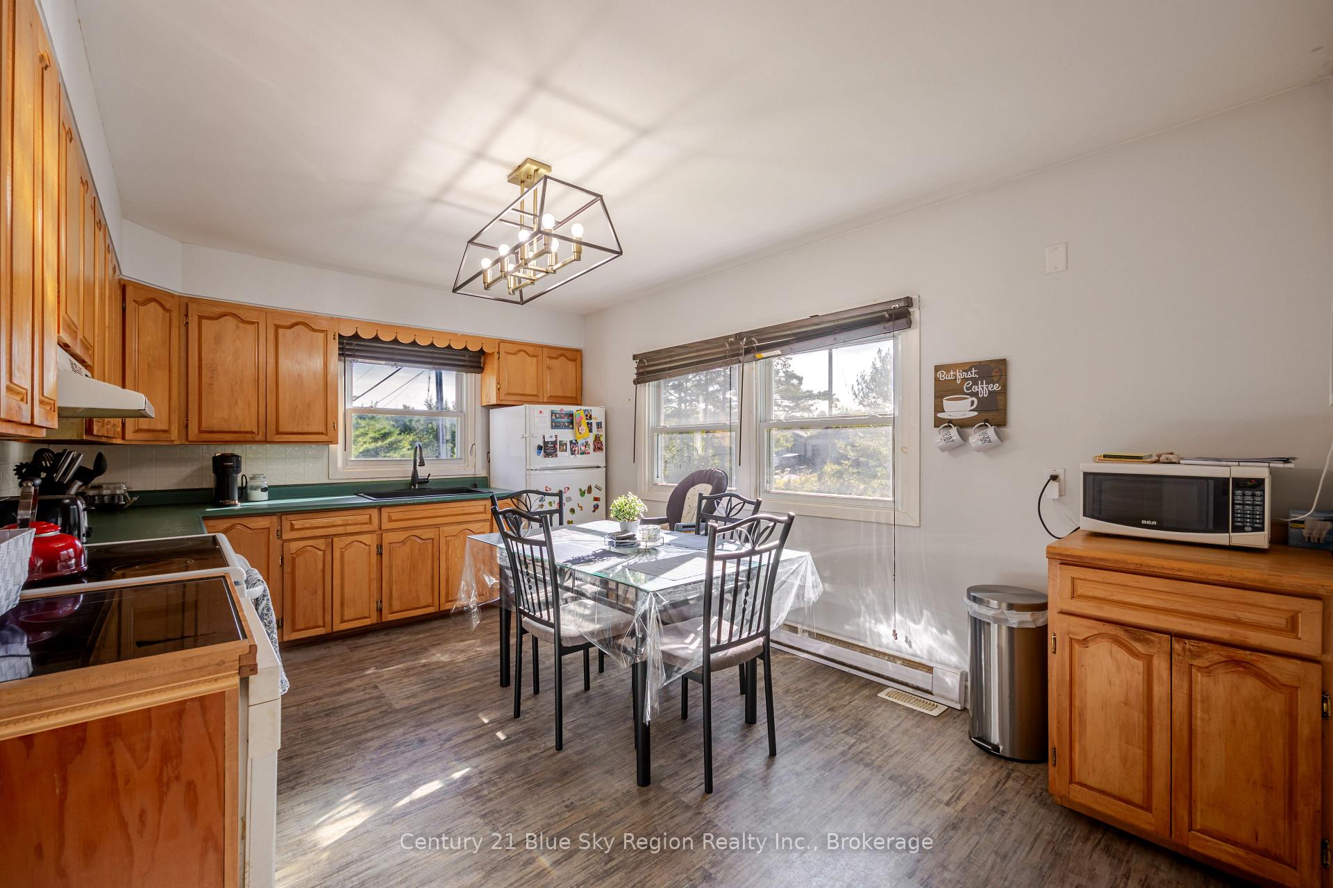 Photo 4 of 334 MacPherson Drive, East Ferris, Corbeil — HOMEH