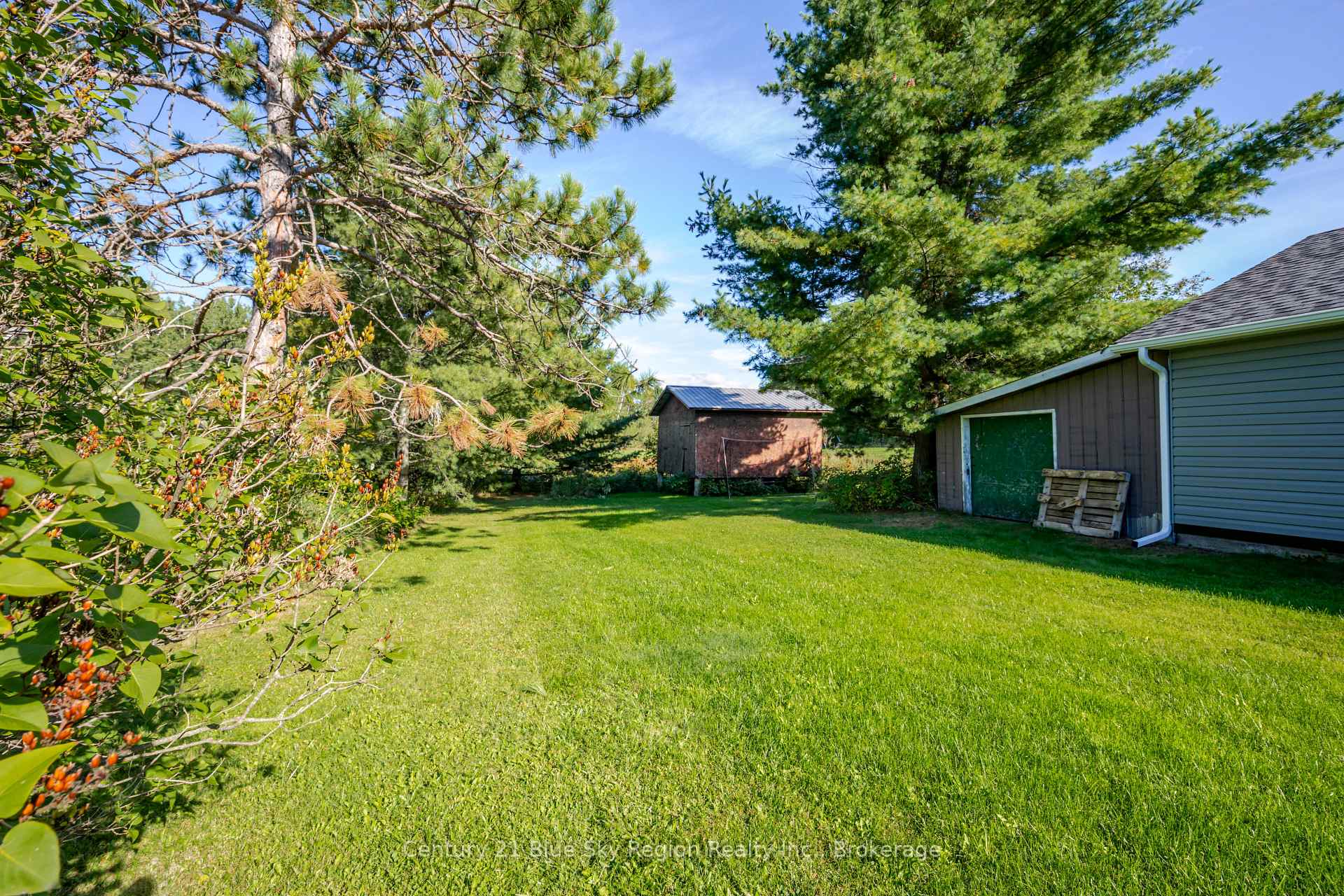 Photo 24 of 334 MacPherson Drive, East Ferris, Corbeil — HOMEH