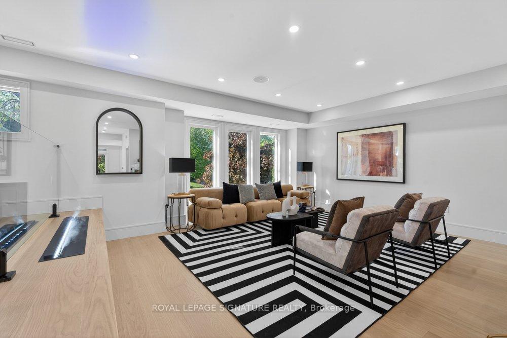 Photo 4 of 339 Broadway Avenue, North York, Bridle Path-Sunnybrook-York Mills — HOMEH