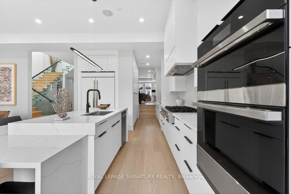 Photo 14 of 339 Broadway Avenue, North York, Bridle Path-Sunnybrook-York Mills — HOMEH