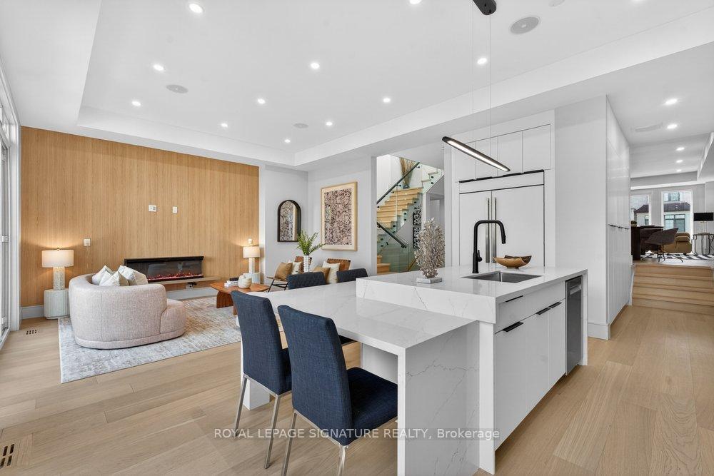 Photo 18 of 339 Broadway Avenue, North York, Bridle Path-Sunnybrook-York Mills — HOMEH