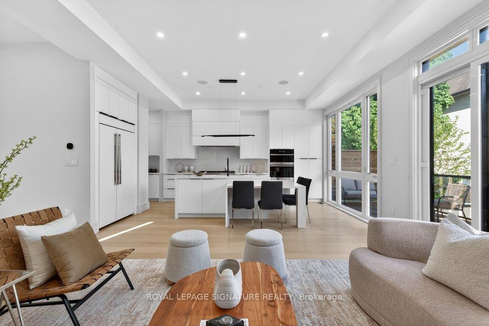 Photo 23 of 339 Broadway Avenue, North York, Bridle Path-Sunnybrook-York Mills — HOMEH