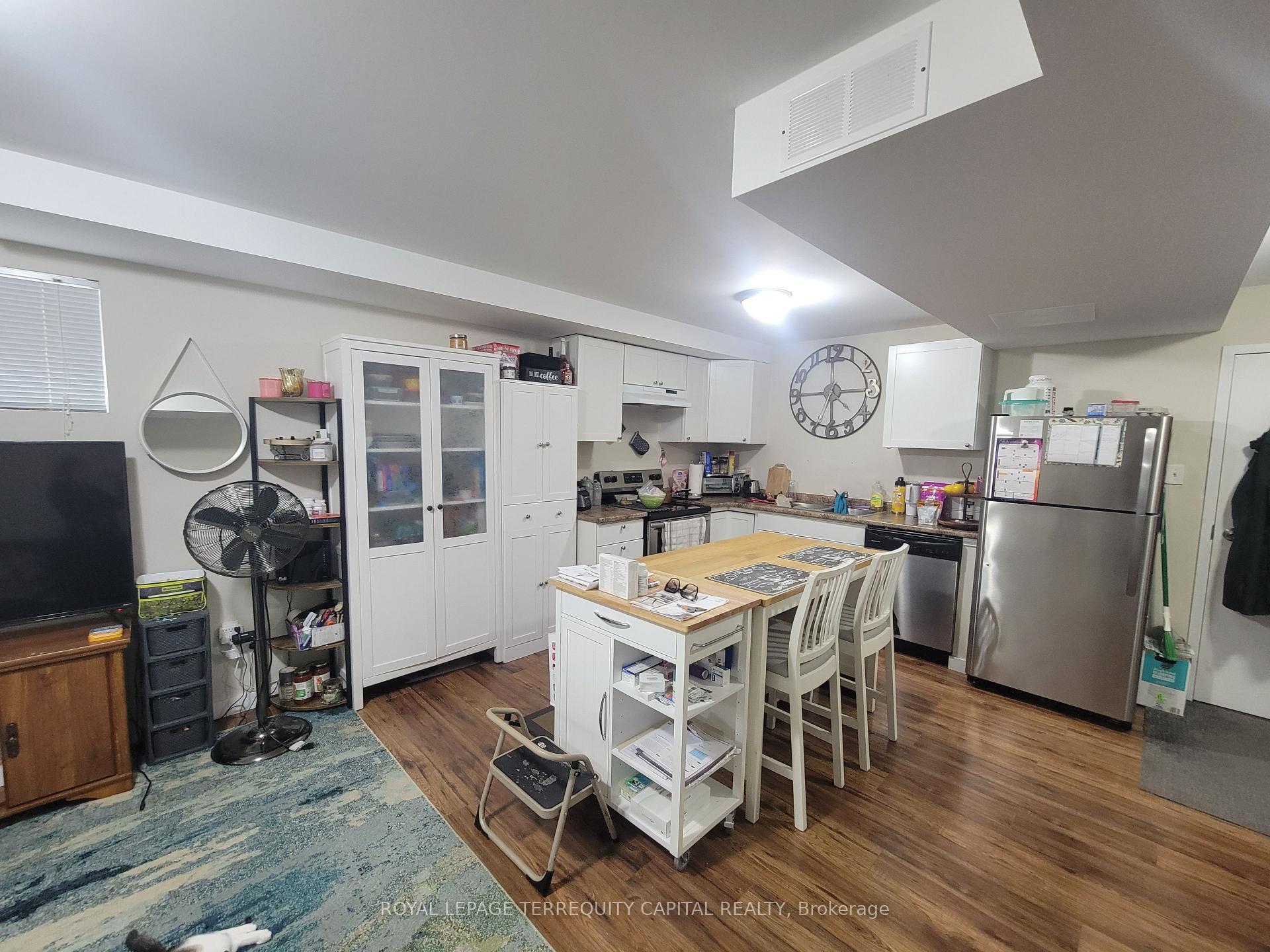 Photo 3 of Unit Lower, 9 Catherine Drive, Barrie, Painswick South — HOMEH