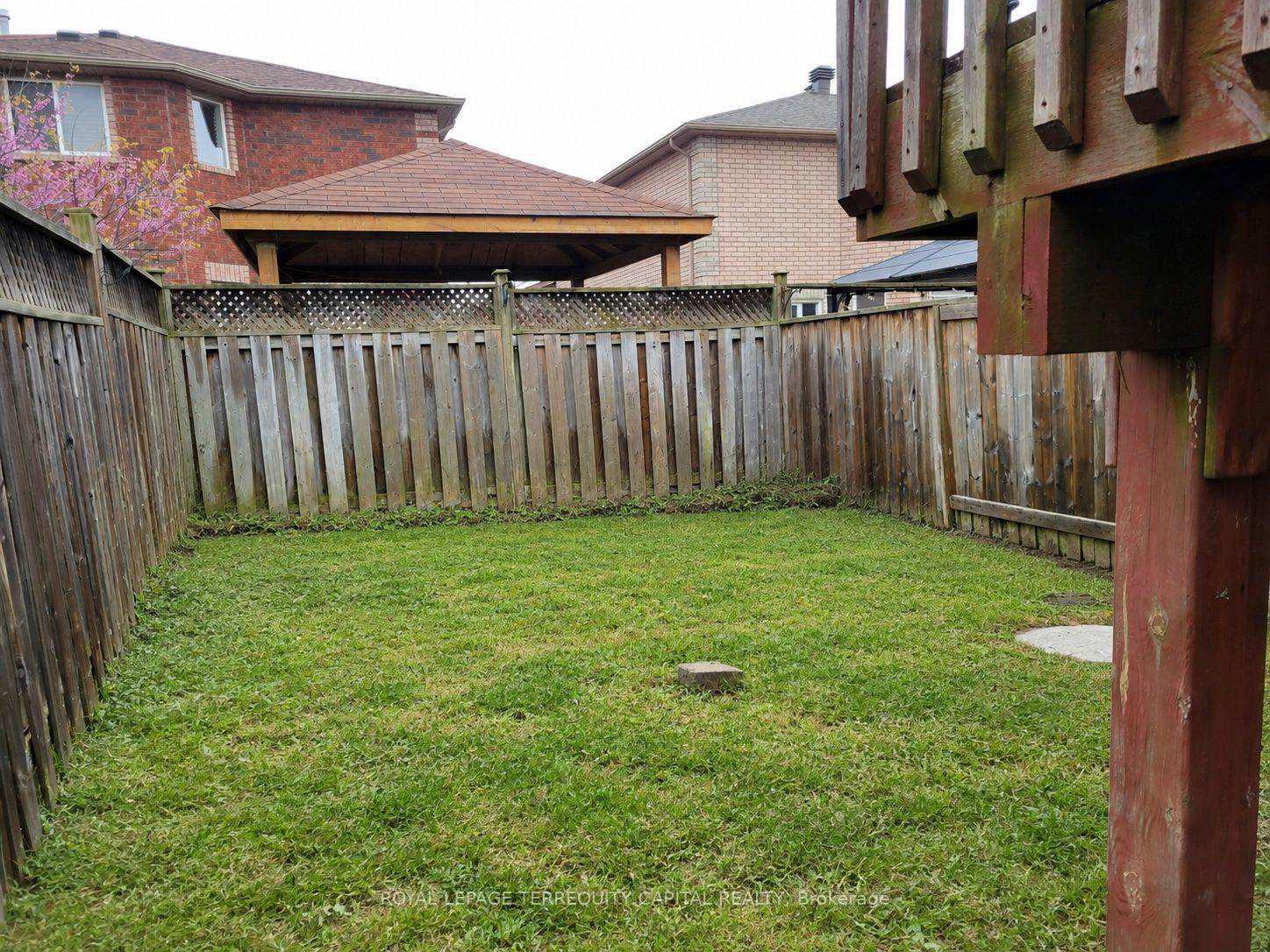Photo 21 of Unit Lower, 9 Catherine Drive, Barrie, Painswick South — HOMEH