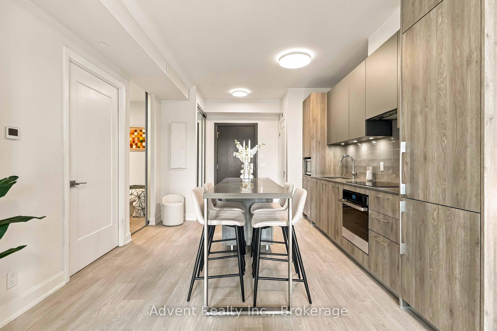 Photo 12 of Unit 327, 38 Water Walk Drive, Markham, Unionville — HOMEH