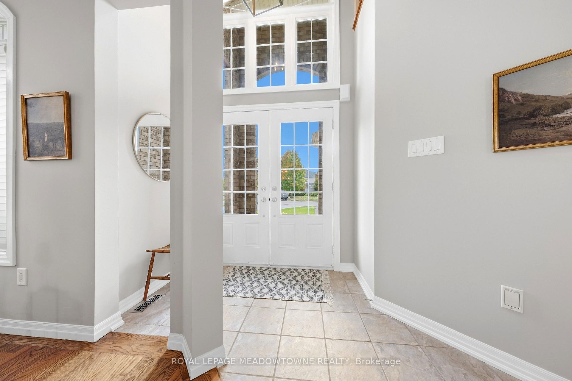 Photo 7 of 20 Orchid Avenue, Halton Hills, Georgetown — HOMEH