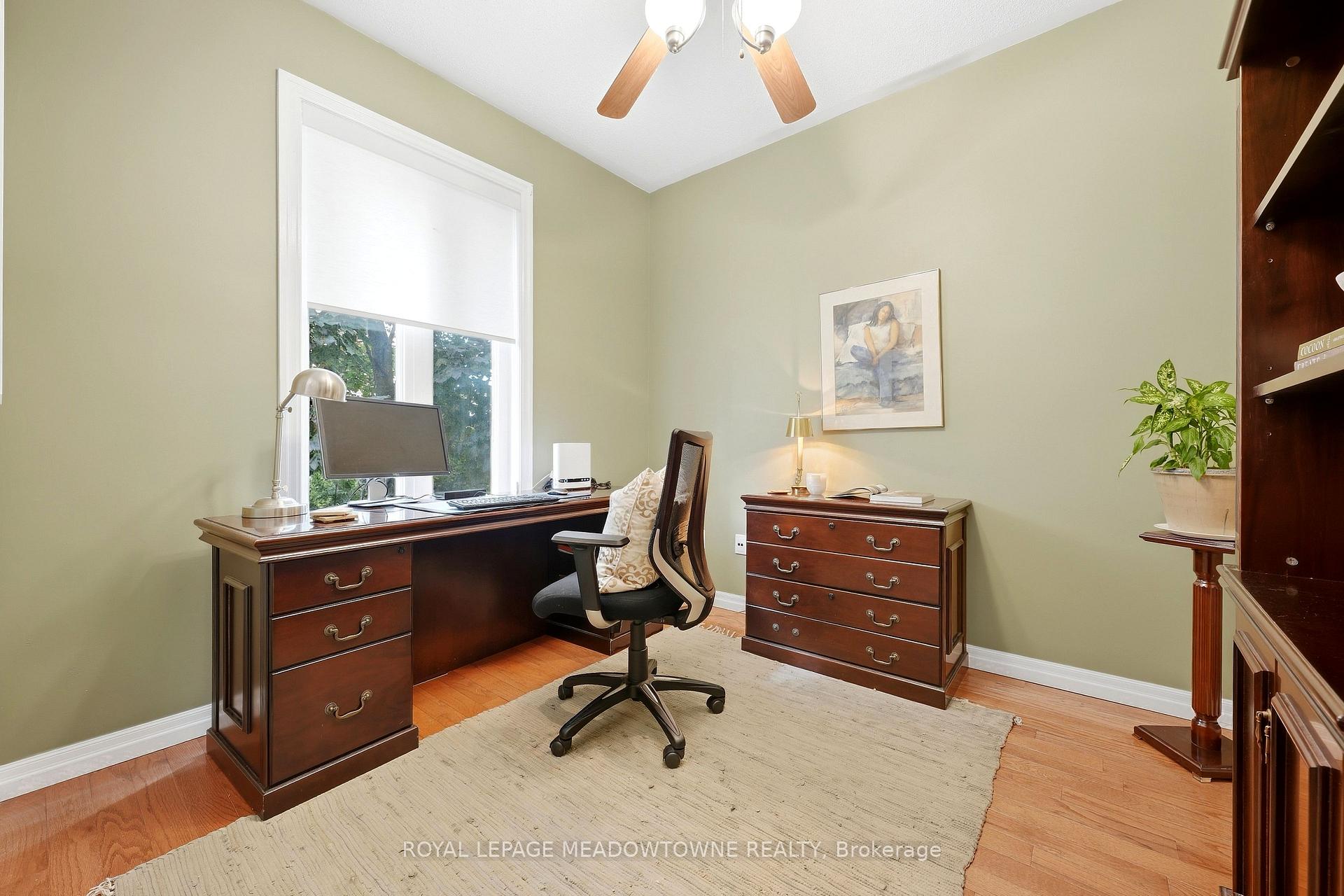 Photo 26 of 20 Orchid Avenue, Halton Hills, Georgetown — HOMEH