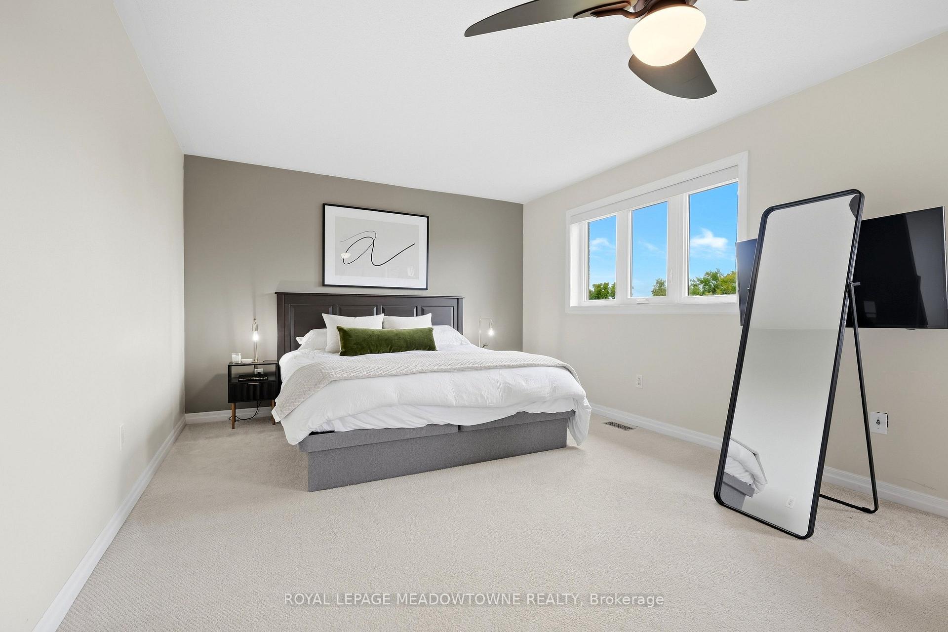Photo 28 of 20 Orchid Avenue, Halton Hills, Georgetown — HOMEH