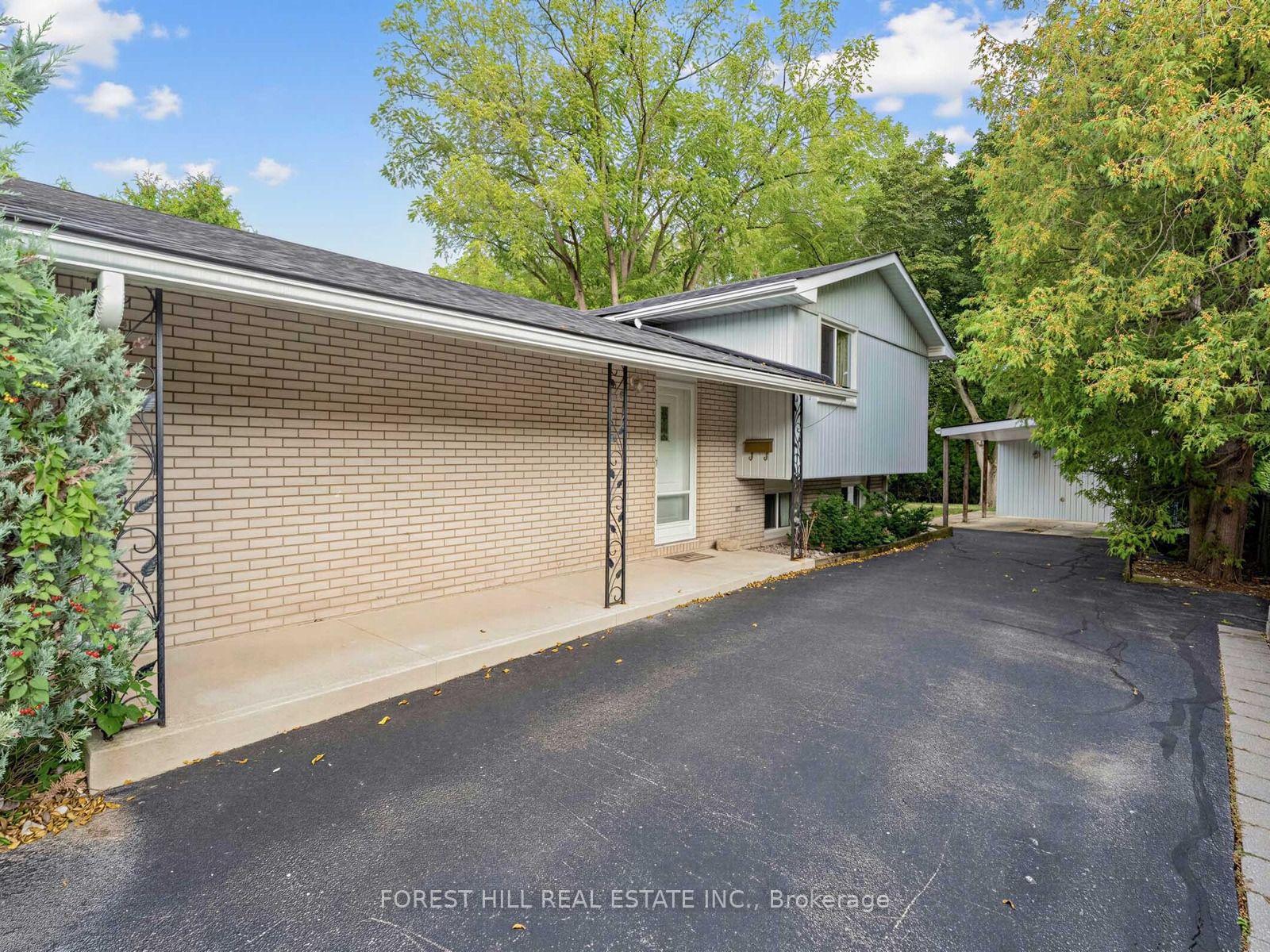 Photo 37 of 56 Little John Road, Hamilton, Dundas — HOMEH