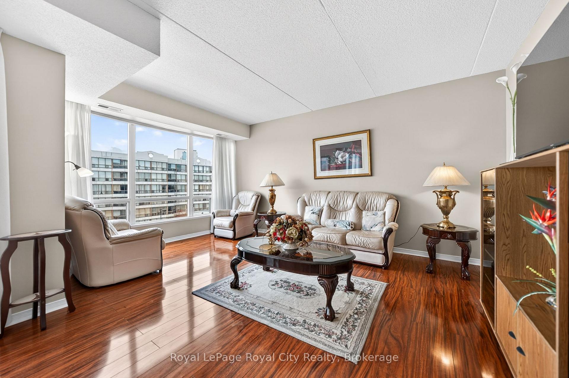 Photo 8 of Unit 402, 105 Bagot Street, Guelph, Junction/Onward Willow — HOMEH
