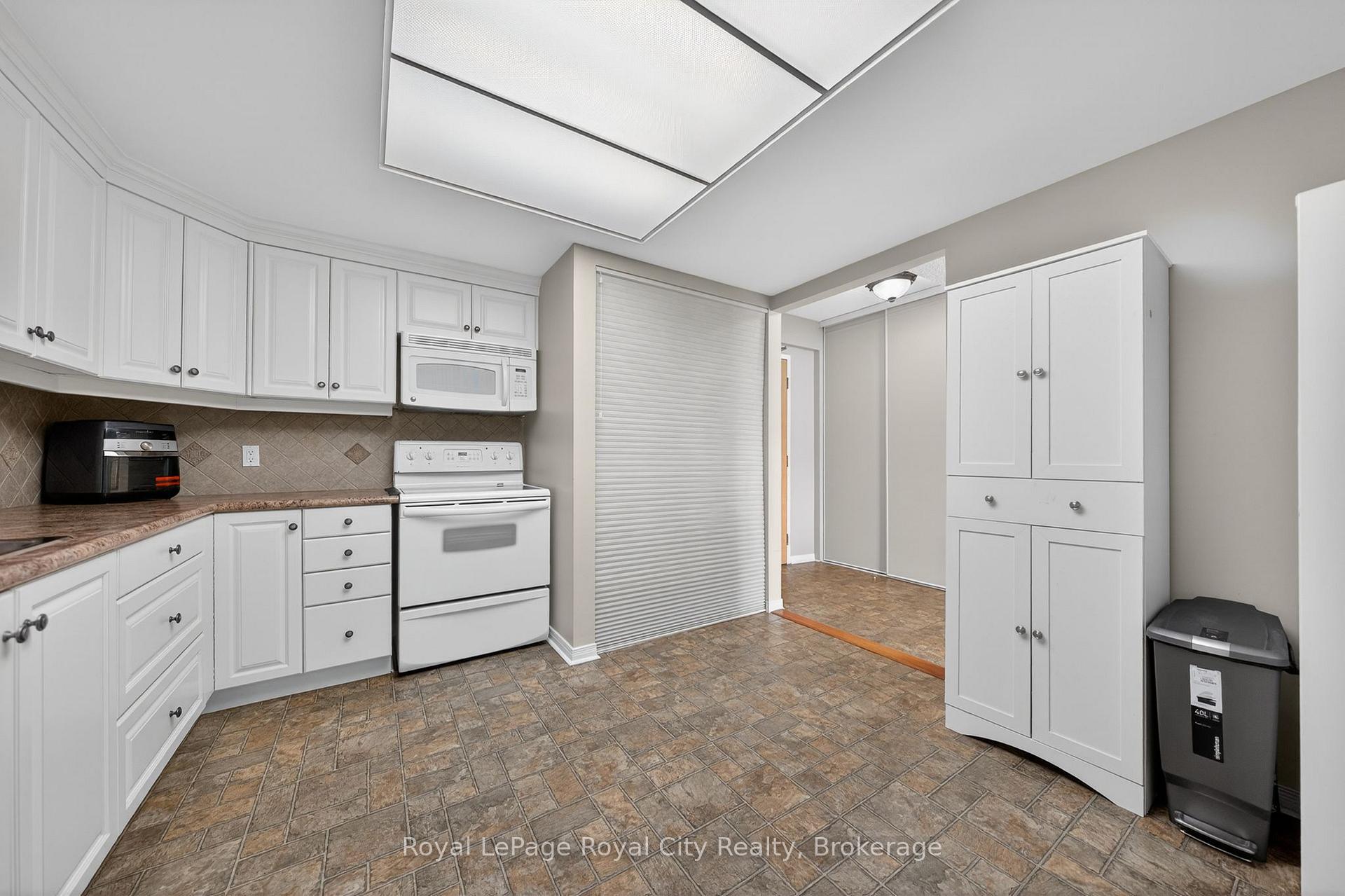 Photo 16 of Unit 402, 105 Bagot Street, Guelph, Junction/Onward Willow — HOMEH
