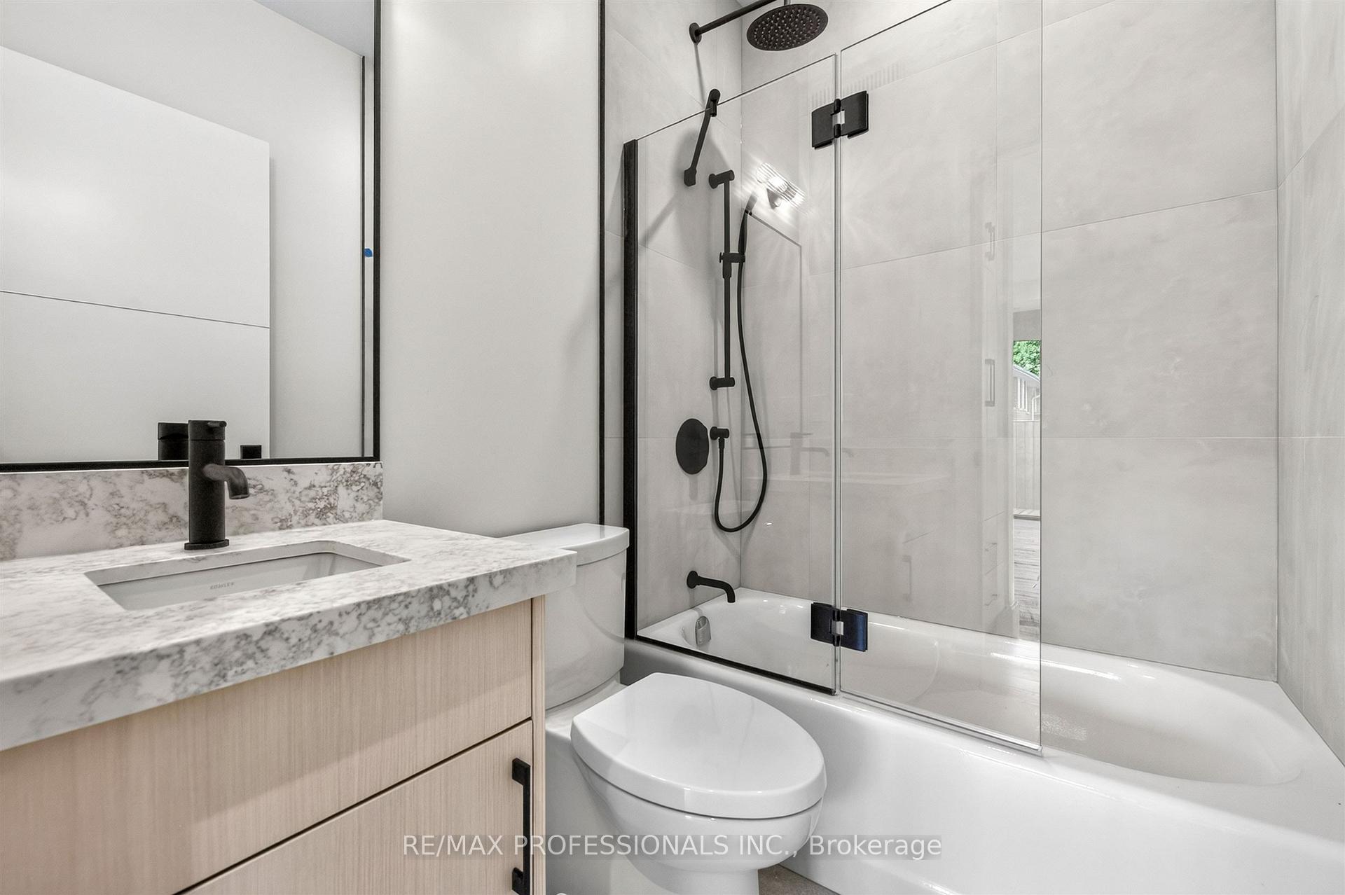 Photo 14 of Unit 201, 393 Perth Avenue, Toronto, Dovercourt-Wallace Emerson-Junction — HOMEH