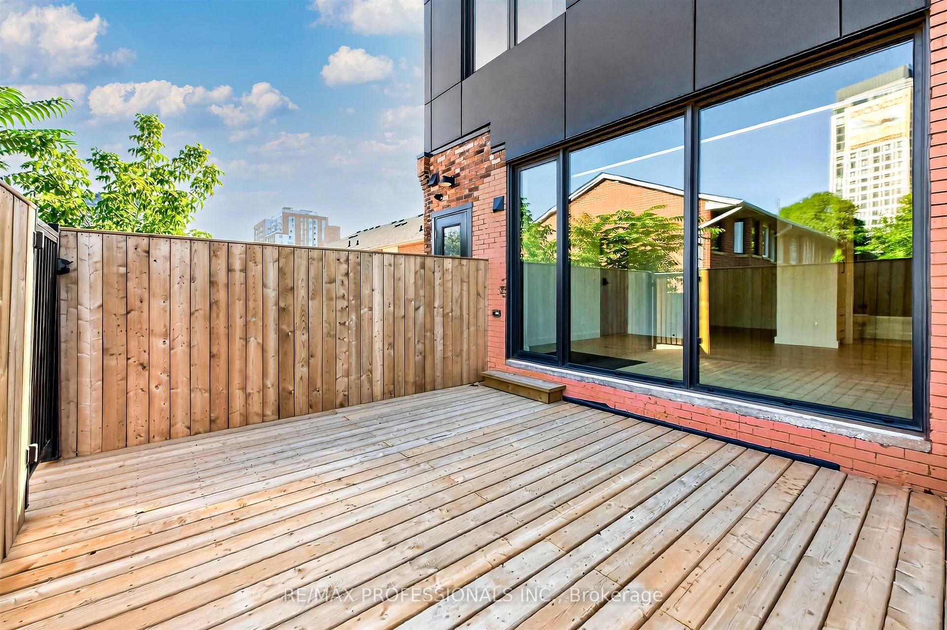 Photo 17 of Unit 201, 393 Perth Avenue, Toronto, Dovercourt-Wallace Emerson-Junction — HOMEH